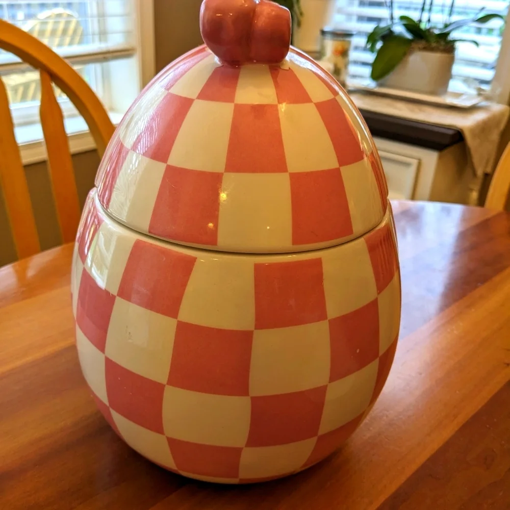 Connections pink checkered